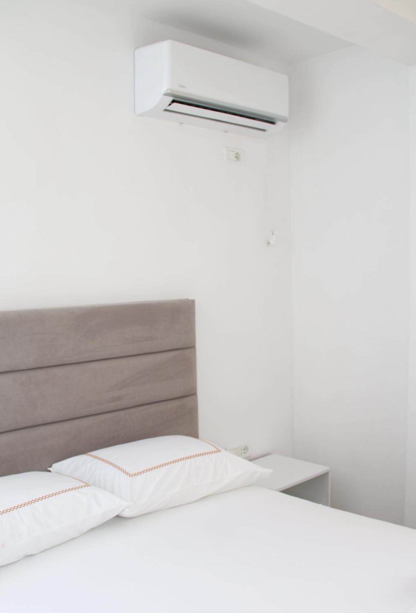 Vila Jovani Sarandë Exteriör bild